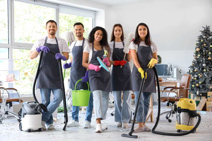 Holiday Cleaning – Make Your Space Shine for the Holidays with Jeeves Janitorial
